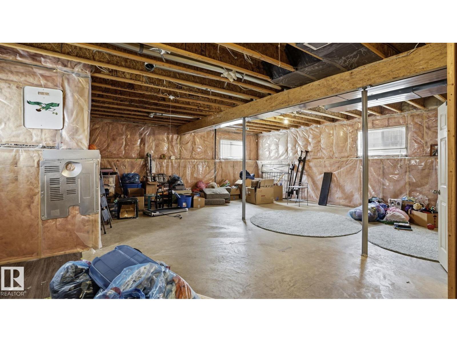 6105 52 AV — photo 25