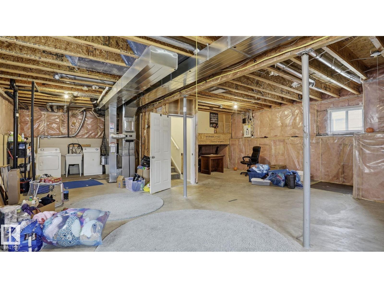 6105 52 AV — photo 26