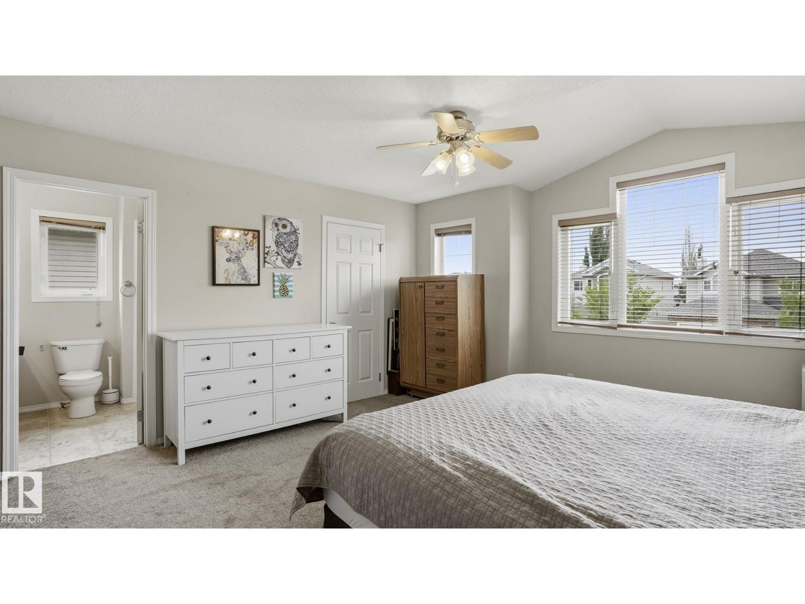 6105 52 AV — photo 17
