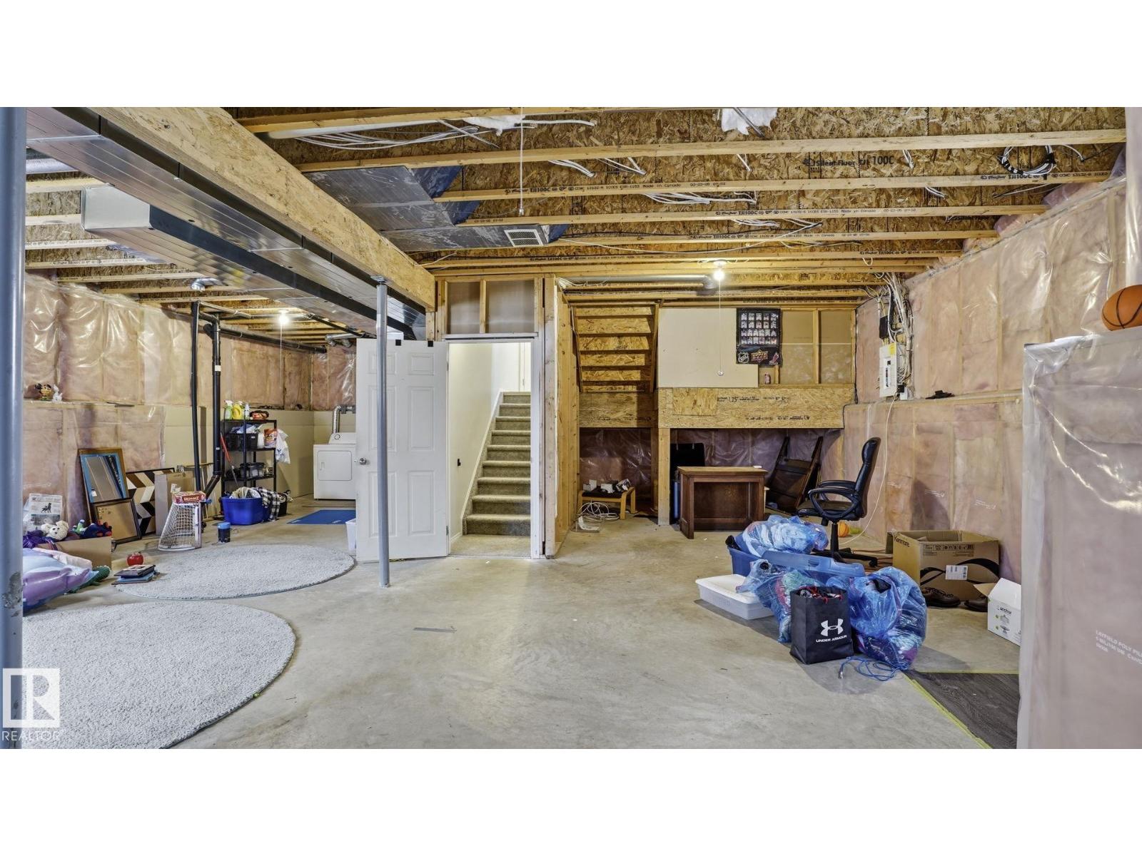 6105 52 AV — photo 28