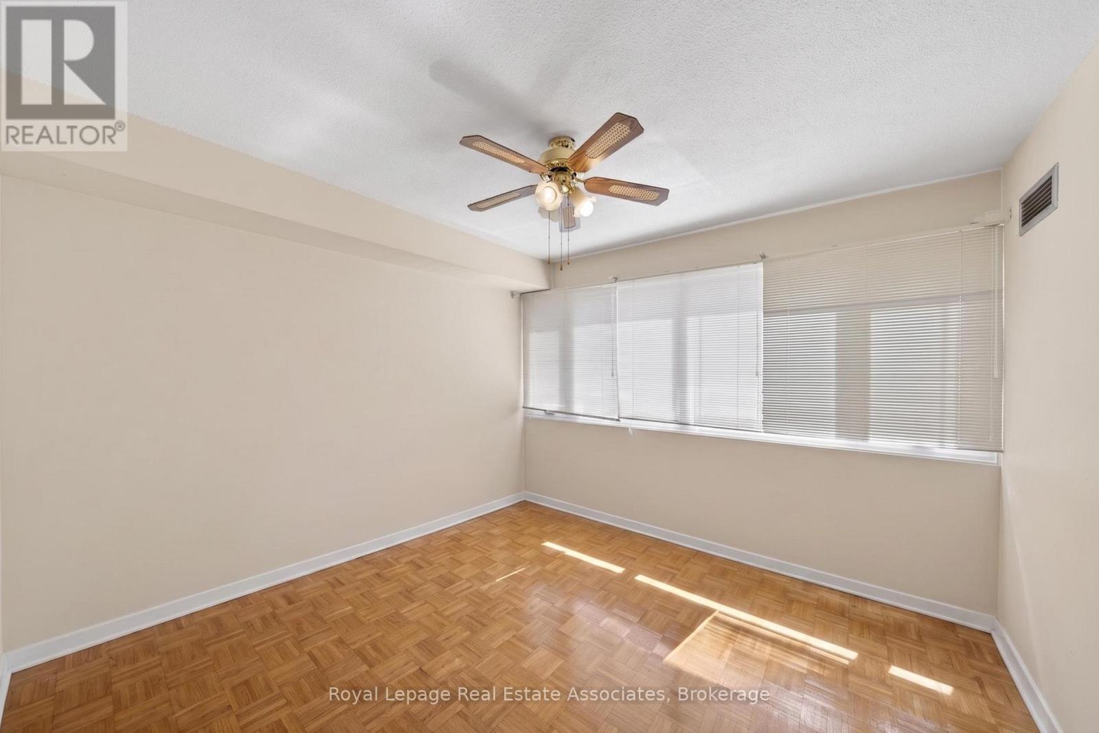 #901 1580 MISSISSAUGA VALLEY BOULEVARD - 13