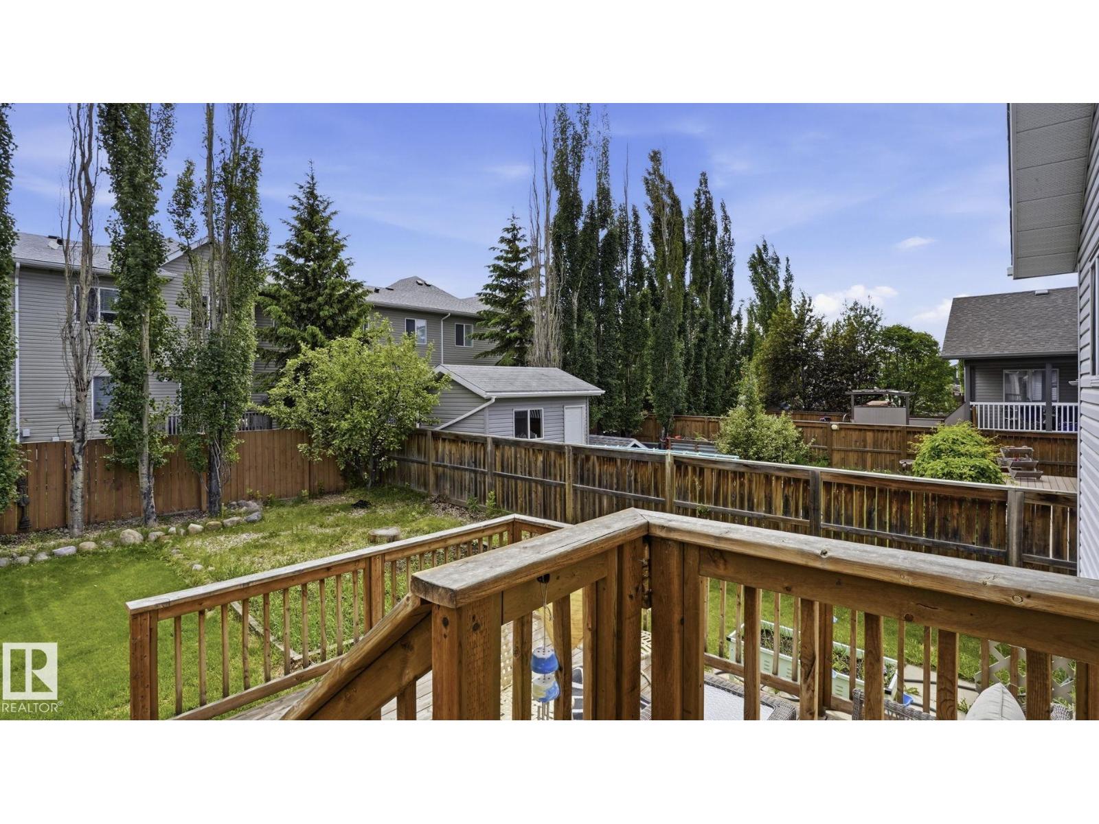 6105 52 AV — photo 32