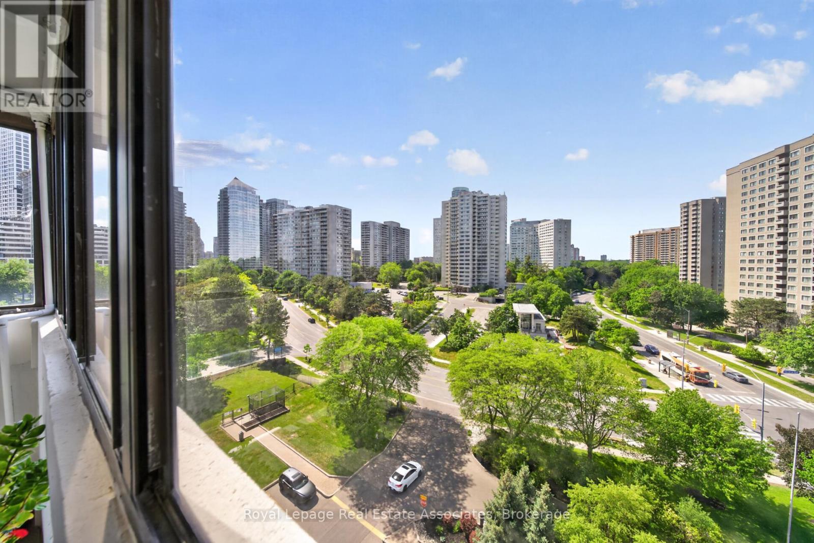 #901 1580 MISSISSAUGA VALLEY BOULEVARD - 23