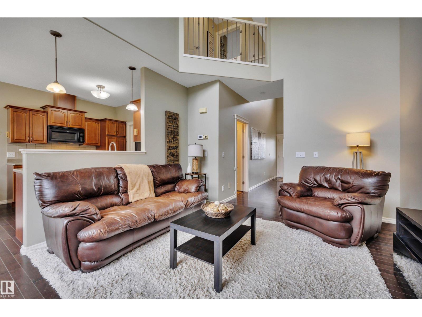 11520 11 AV SW - photo 5