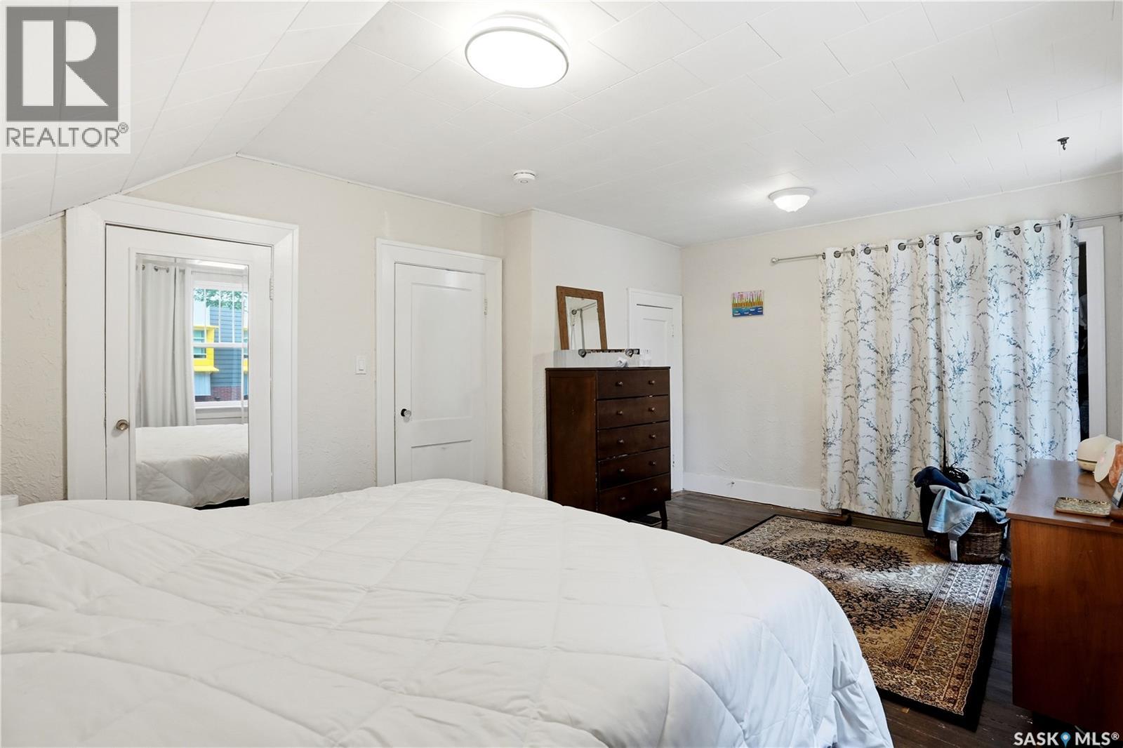 2124 Argyle STREET — photo 23
