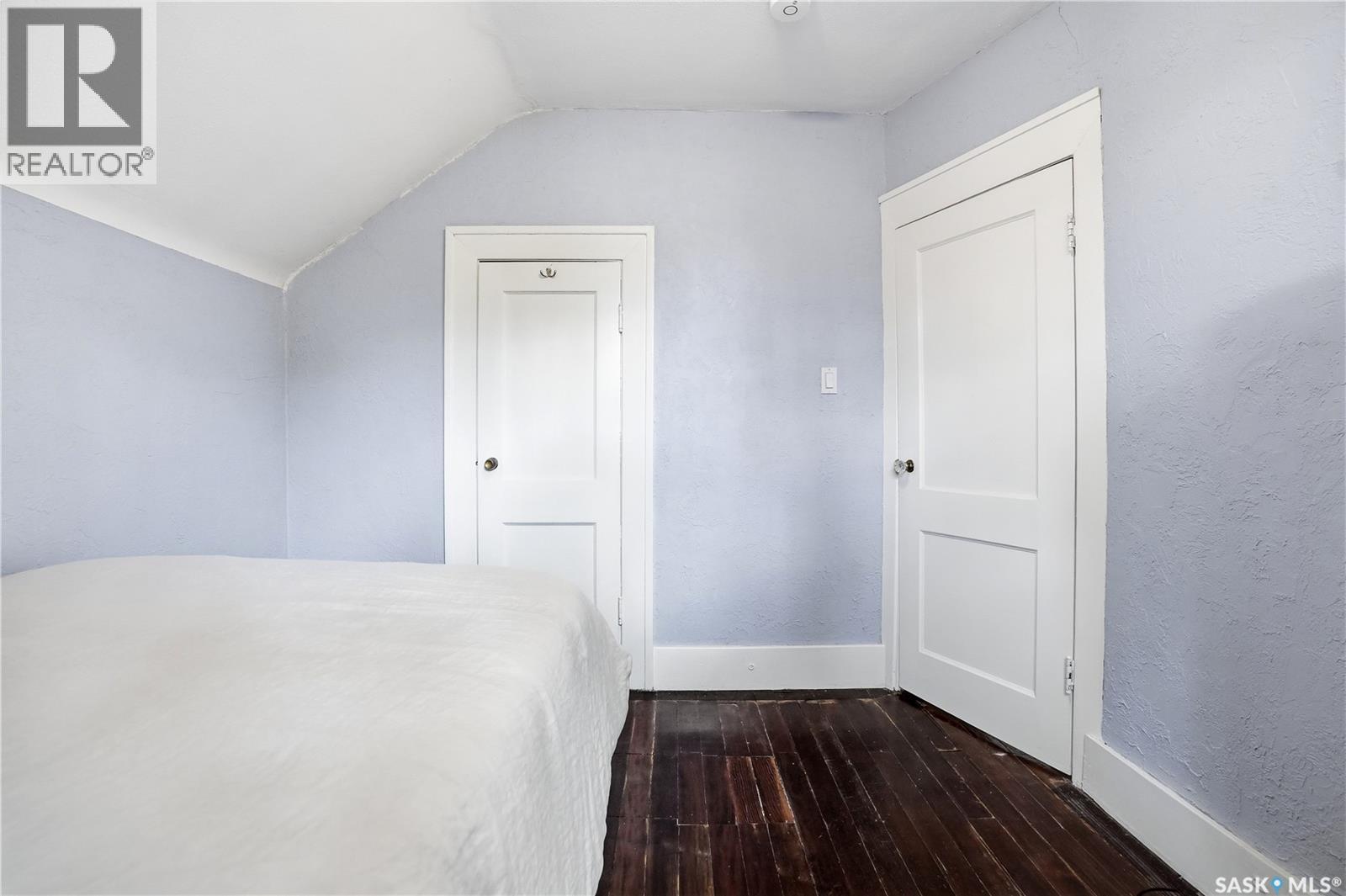 2124 Argyle STREET — photo 25