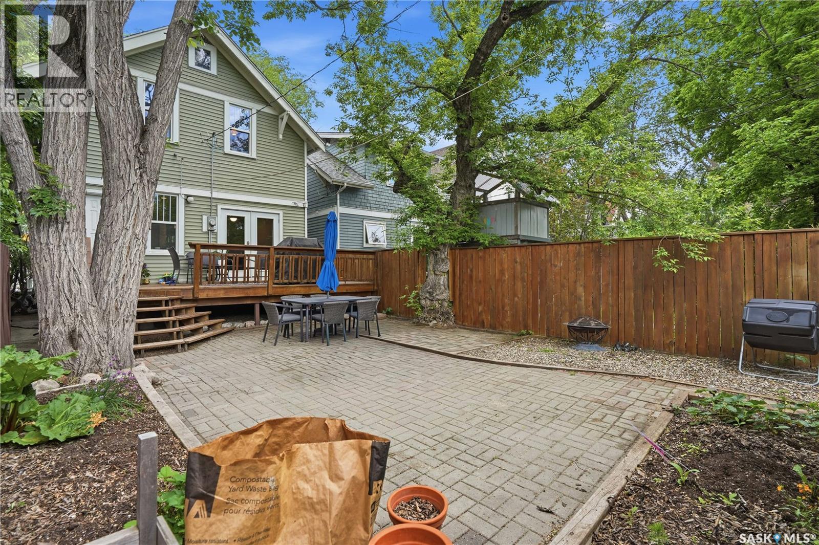 2124 Argyle STREET — photo 39