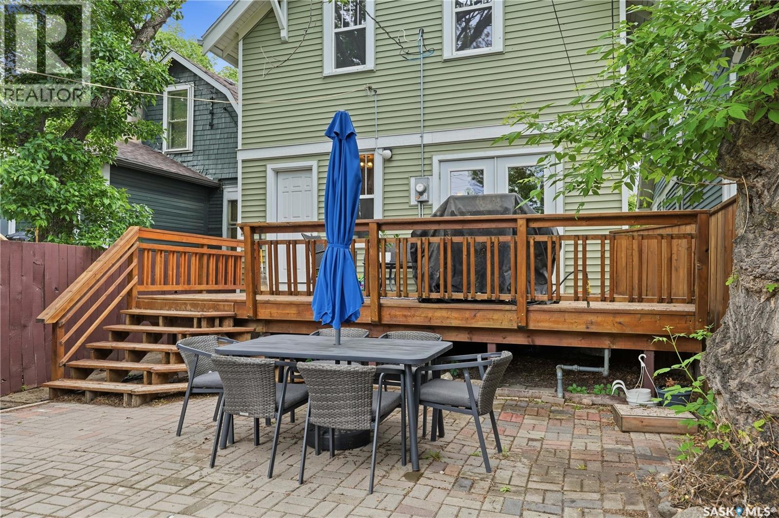 2124 Argyle STREET — photo 41