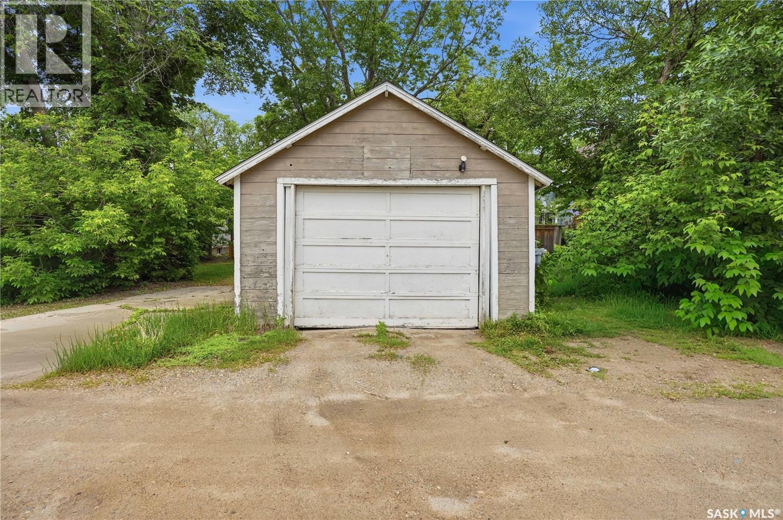 2124 Argyle STREET — photo 42