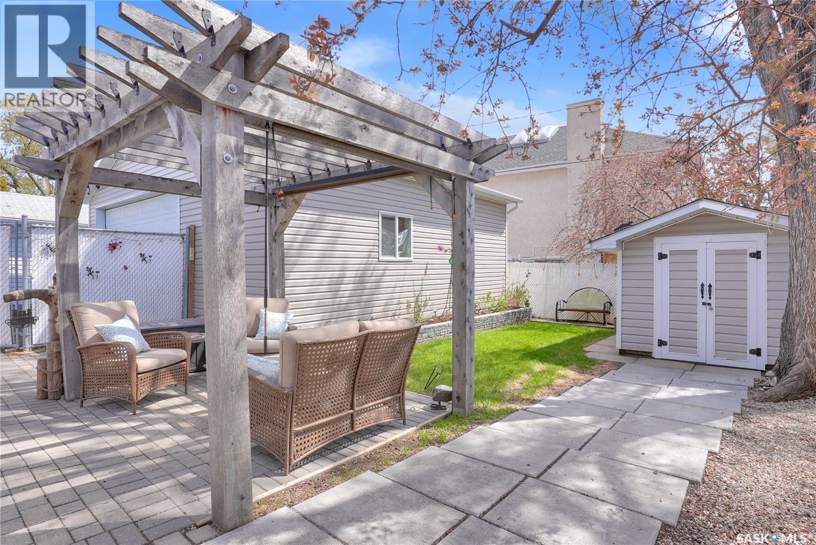 117 DOUGLAS AVENUE E — photo 46