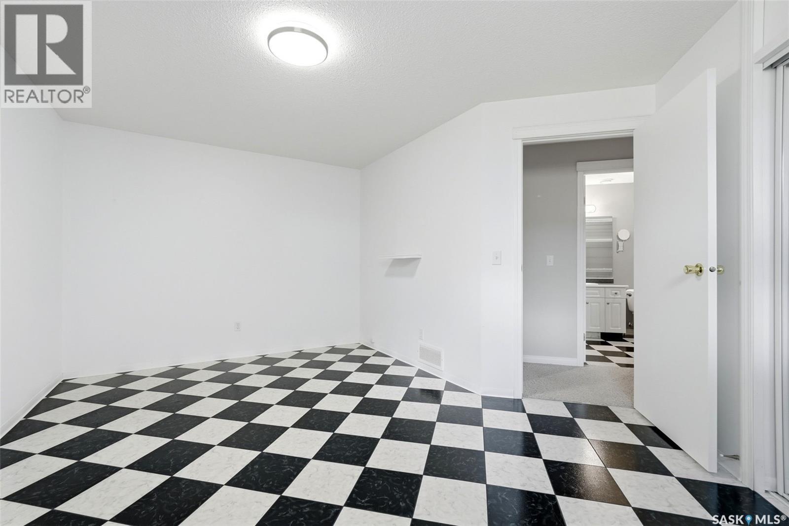 8034 Knox PLACE — photo 30
