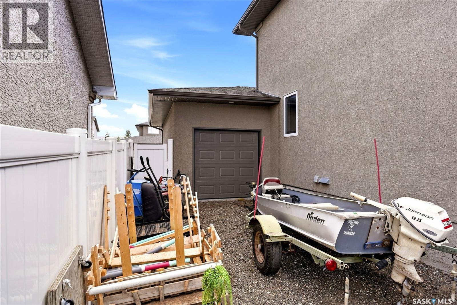 4610 Hames CRESCENT - 45