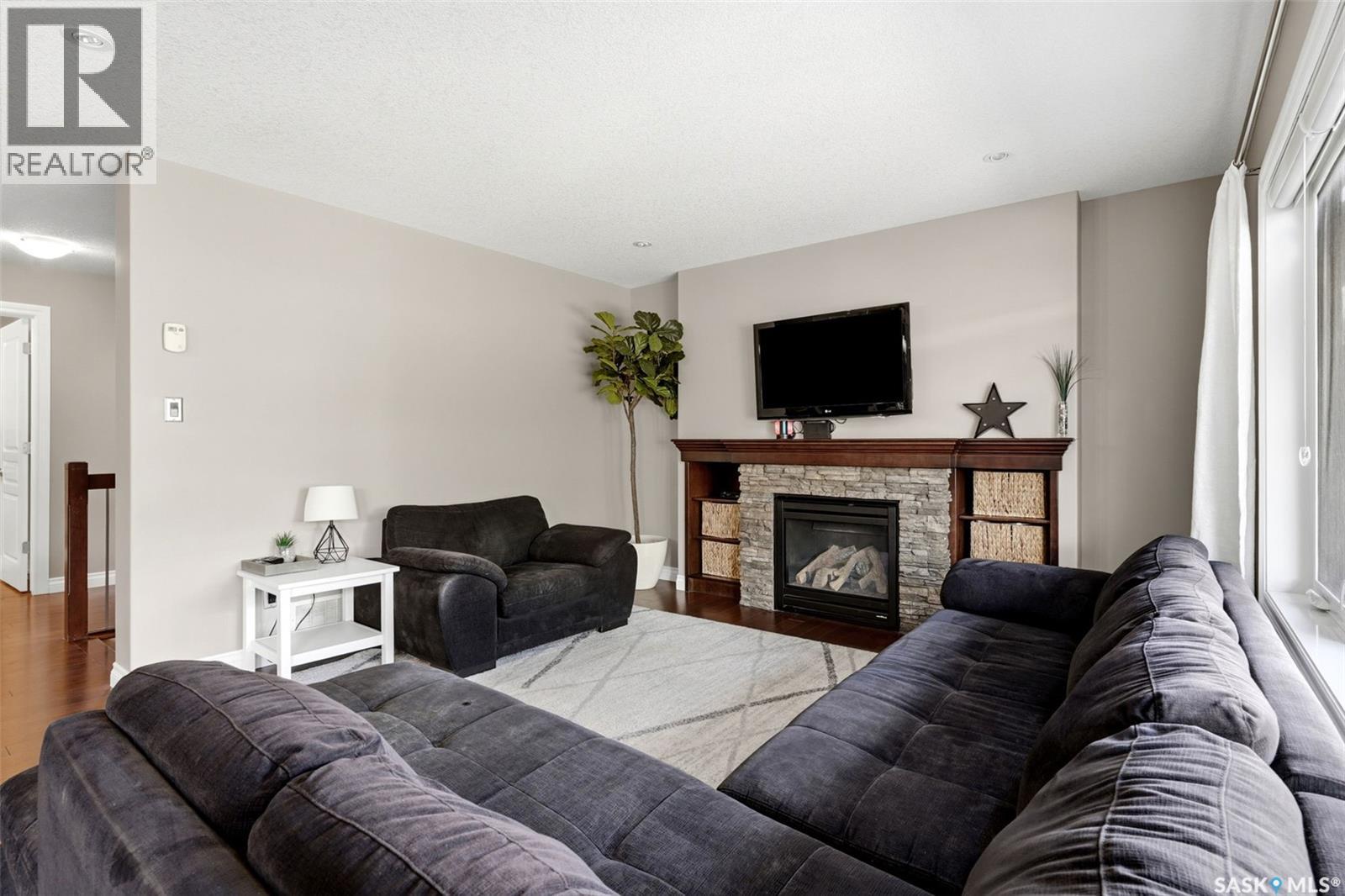 4610 Hames CRESCENT - 6