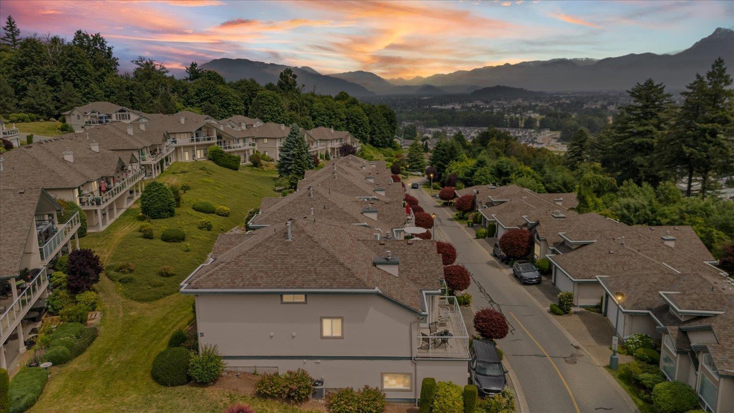 15 8590 SUNRISE DRIVE, Chilliwack Mountain, Chilliwack