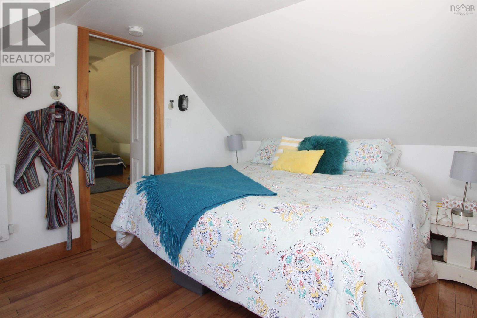 100 Sterling Lane - 33