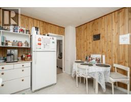 715 Roderick Avenue, Coquitlam, BC V3K1P6 Photo 12