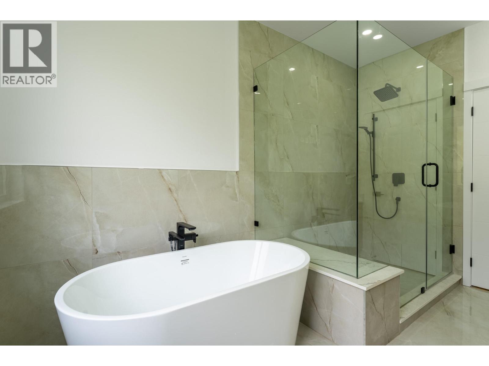 3754 Astoria Drive - 24