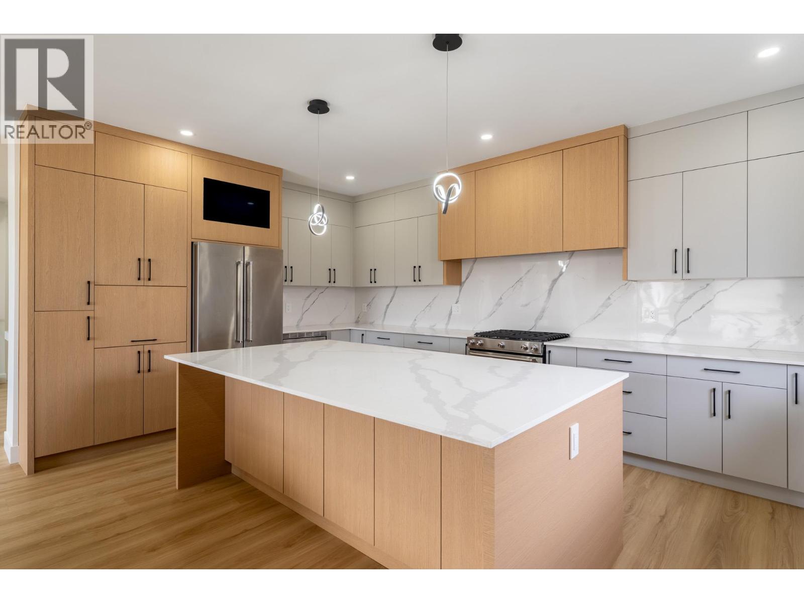 3754 Astoria Drive - 4