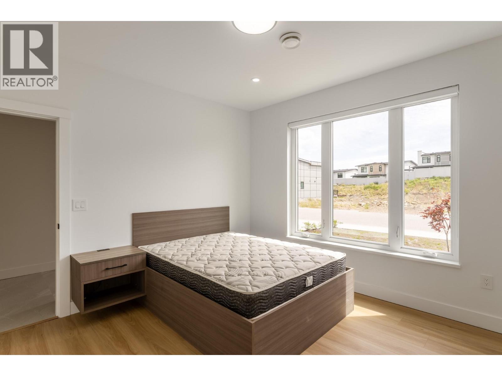 3754 Astoria Drive - 11