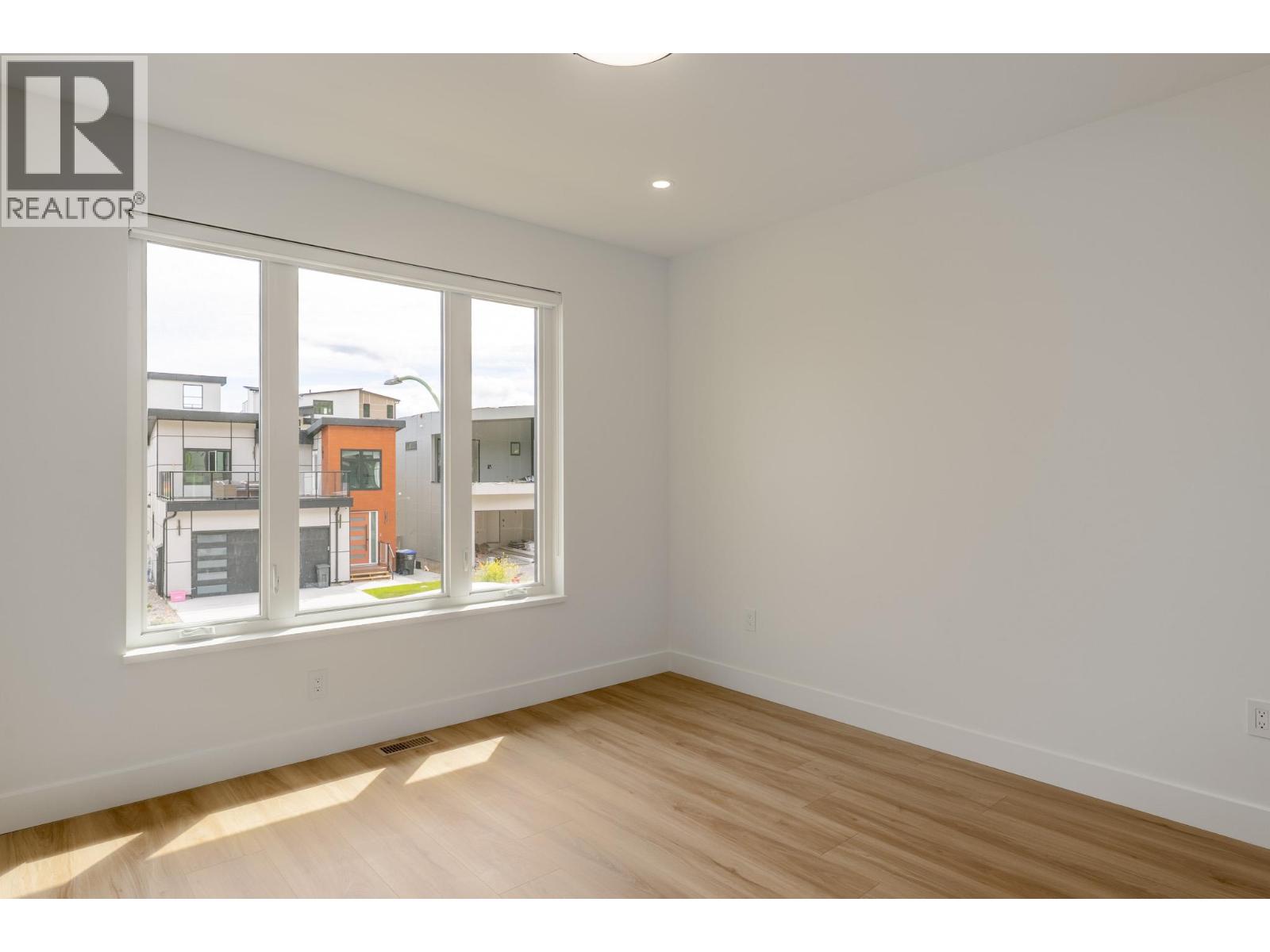 3754 Astoria Drive - 14