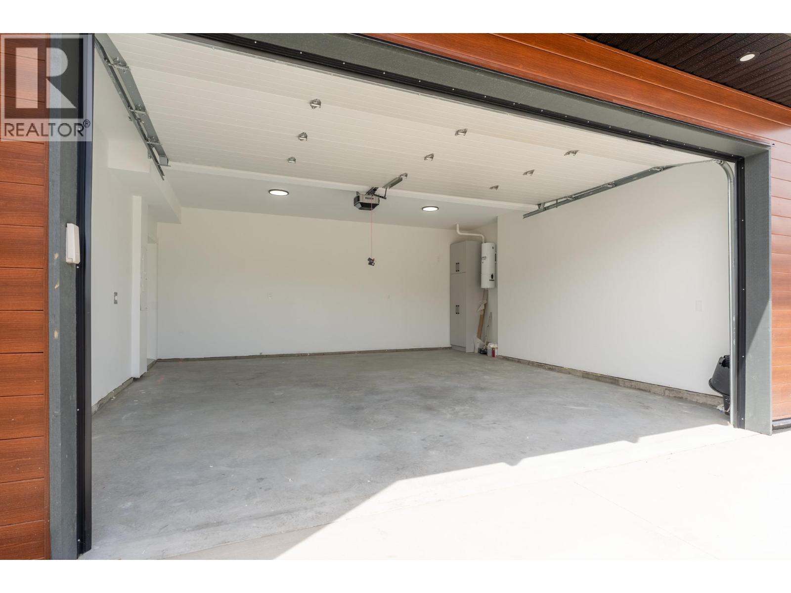 3754 Astoria Drive - 39