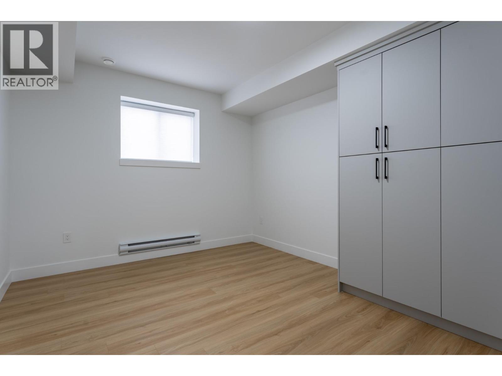 3754 Astoria Drive - 35
