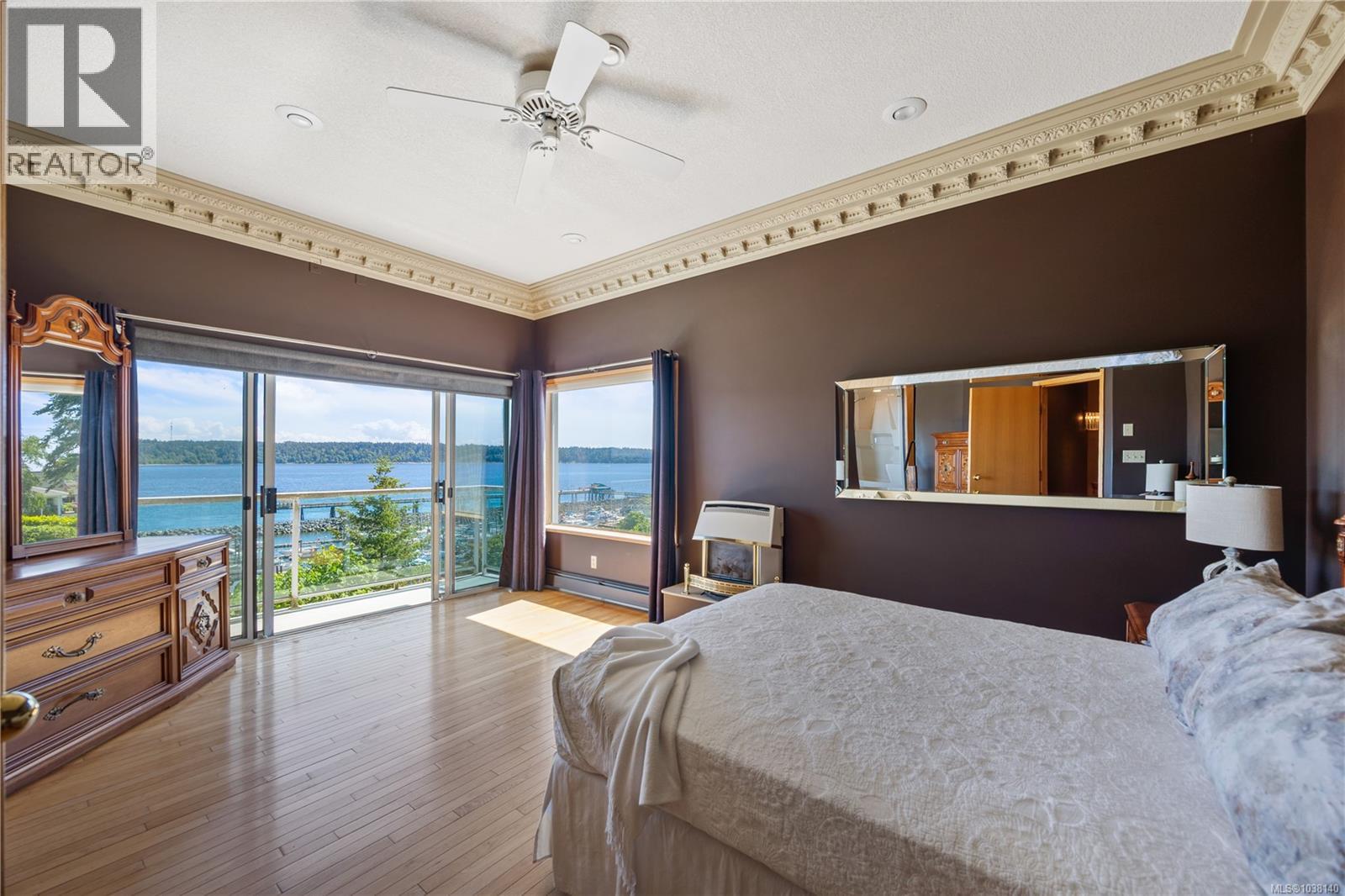 725 Thulin St - 22