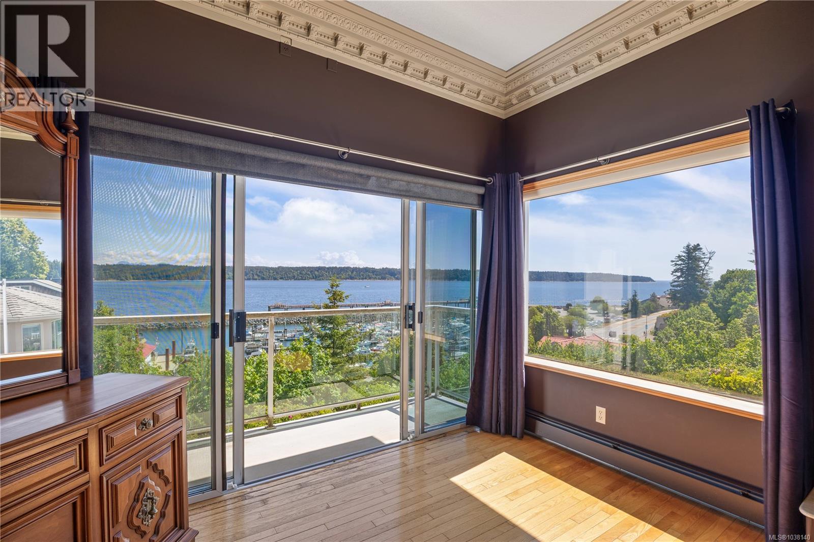 725 Thulin St - 23