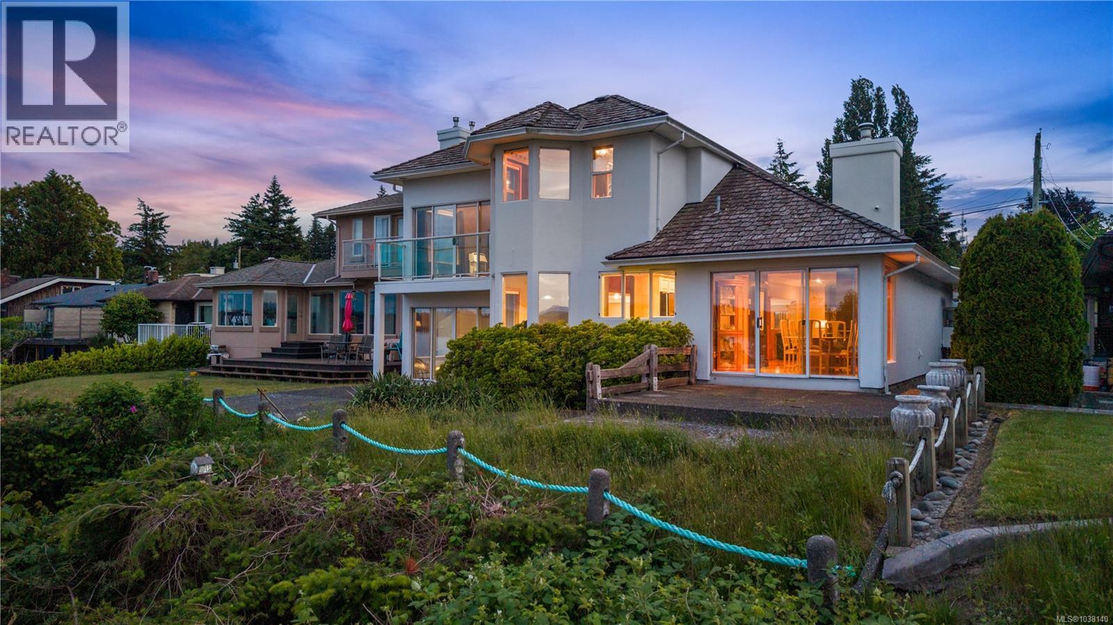 725 Thulin St - 63