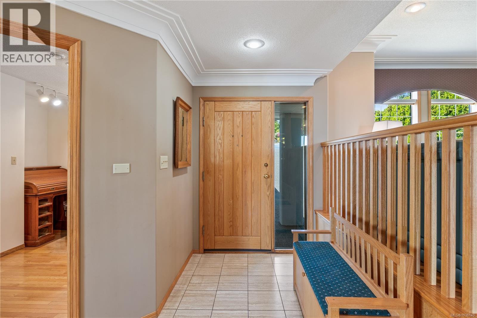 725 Thulin St - 45