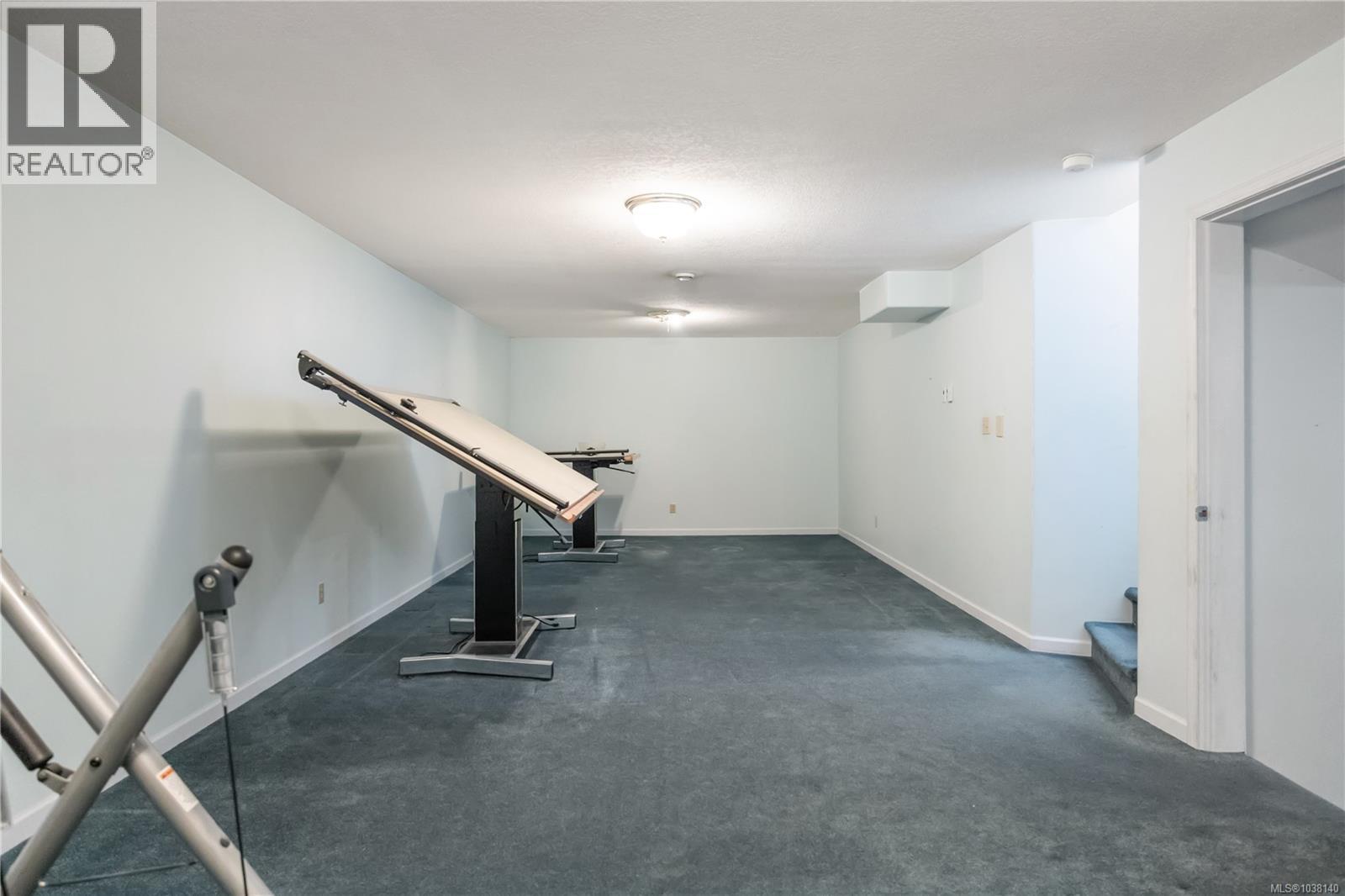 725 Thulin St - 47