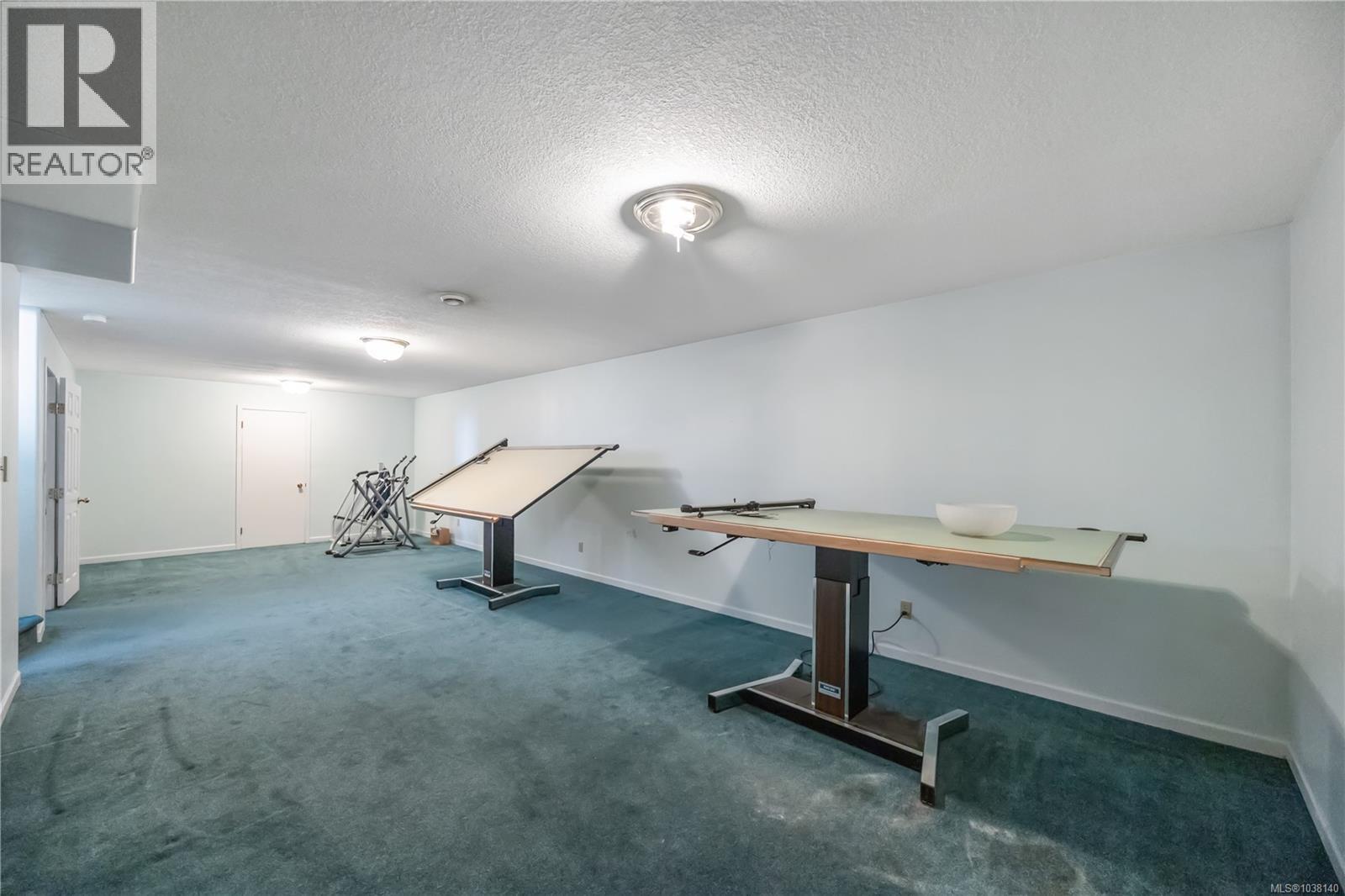725 Thulin St - 48