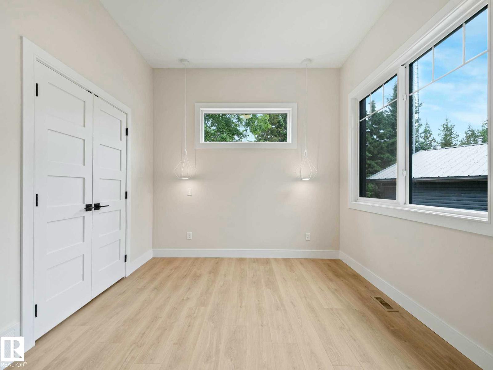 #12 53504 RGE ROAD 14 - 30