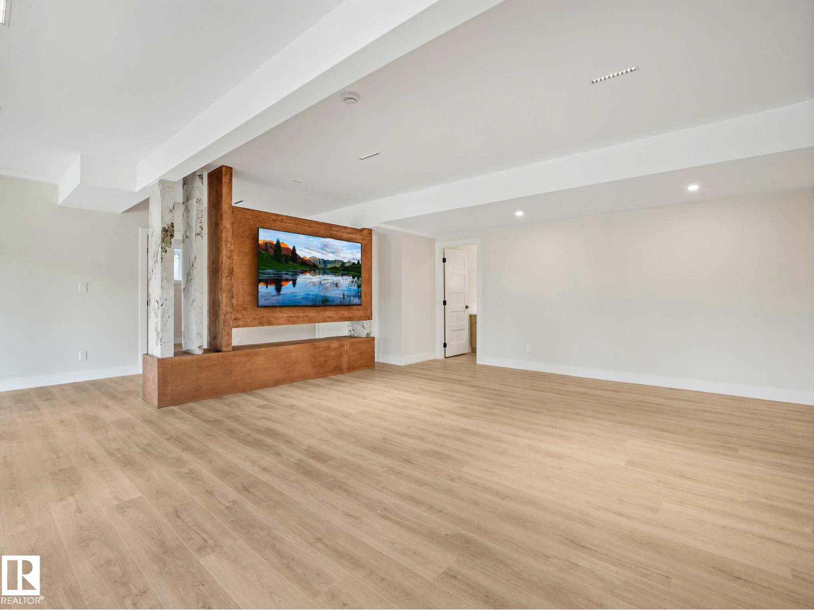 #12 53504 RGE ROAD 14 - 38