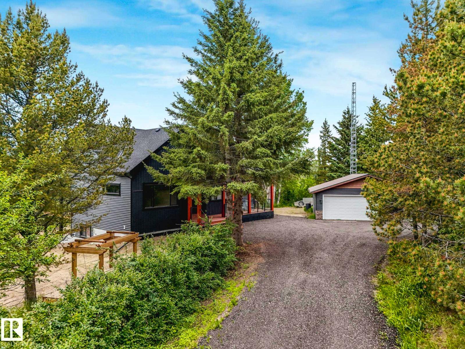#12 53504 RGE ROAD 14 - 52