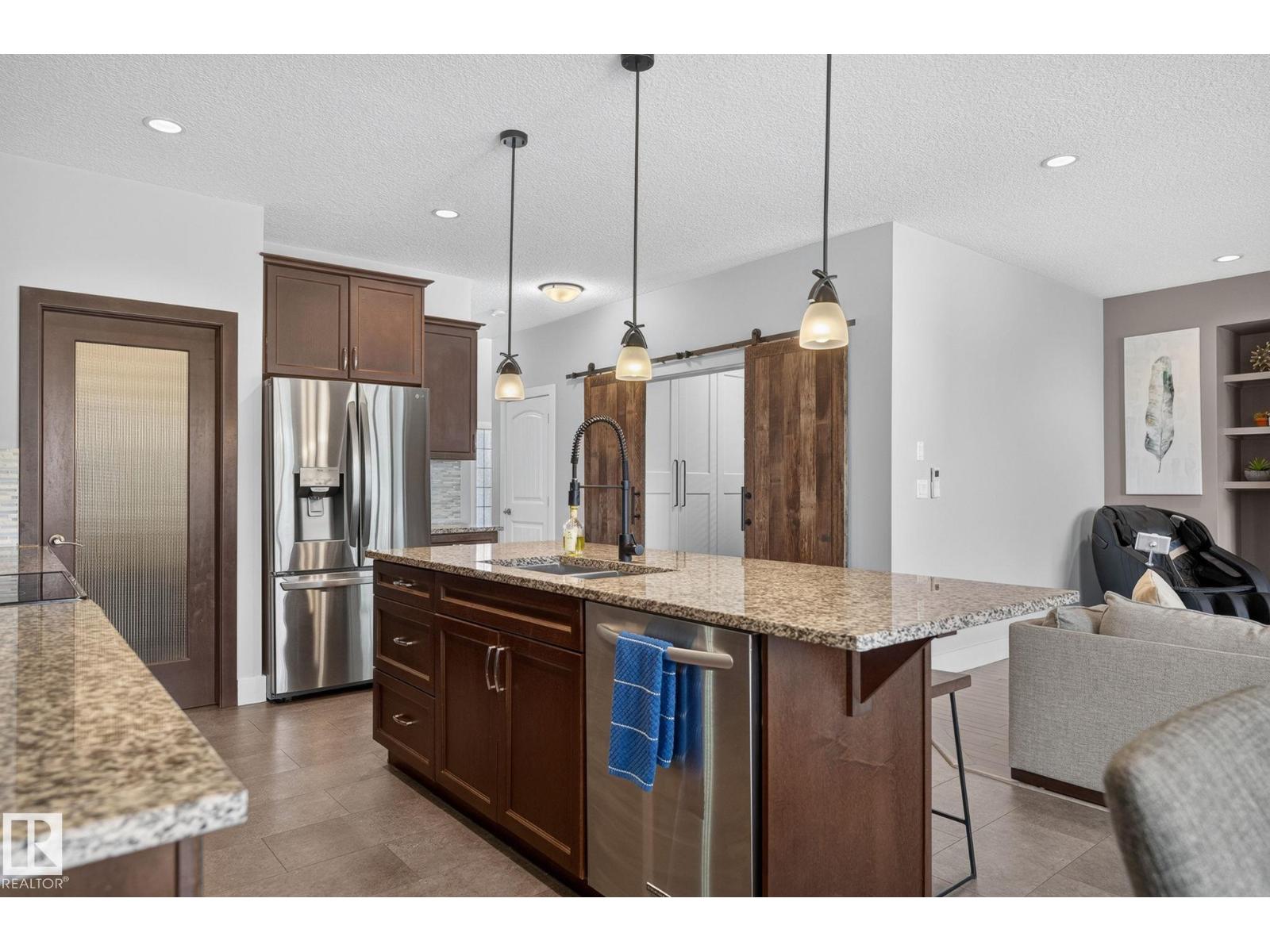 14016 161 AV NW — photo 11