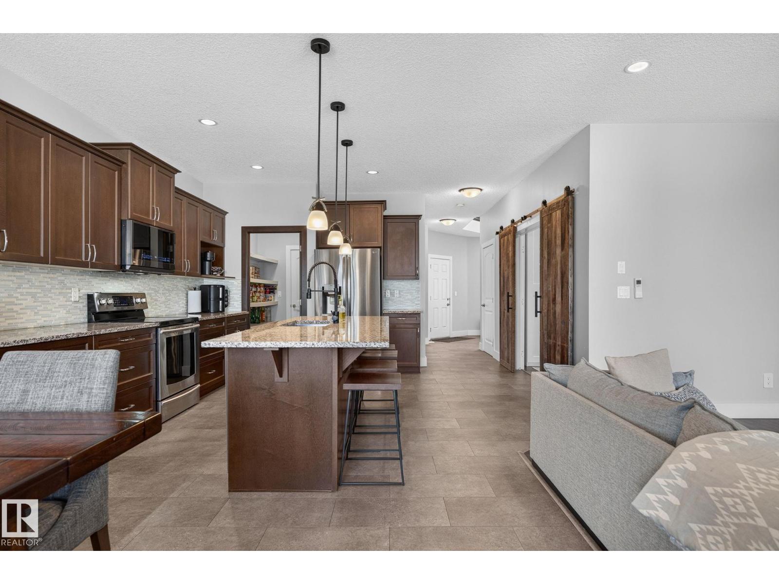 14016 161 AV NW — photo 22