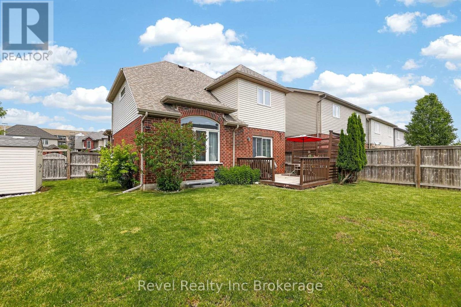 762 FRONTENAC CRESCENT - 31