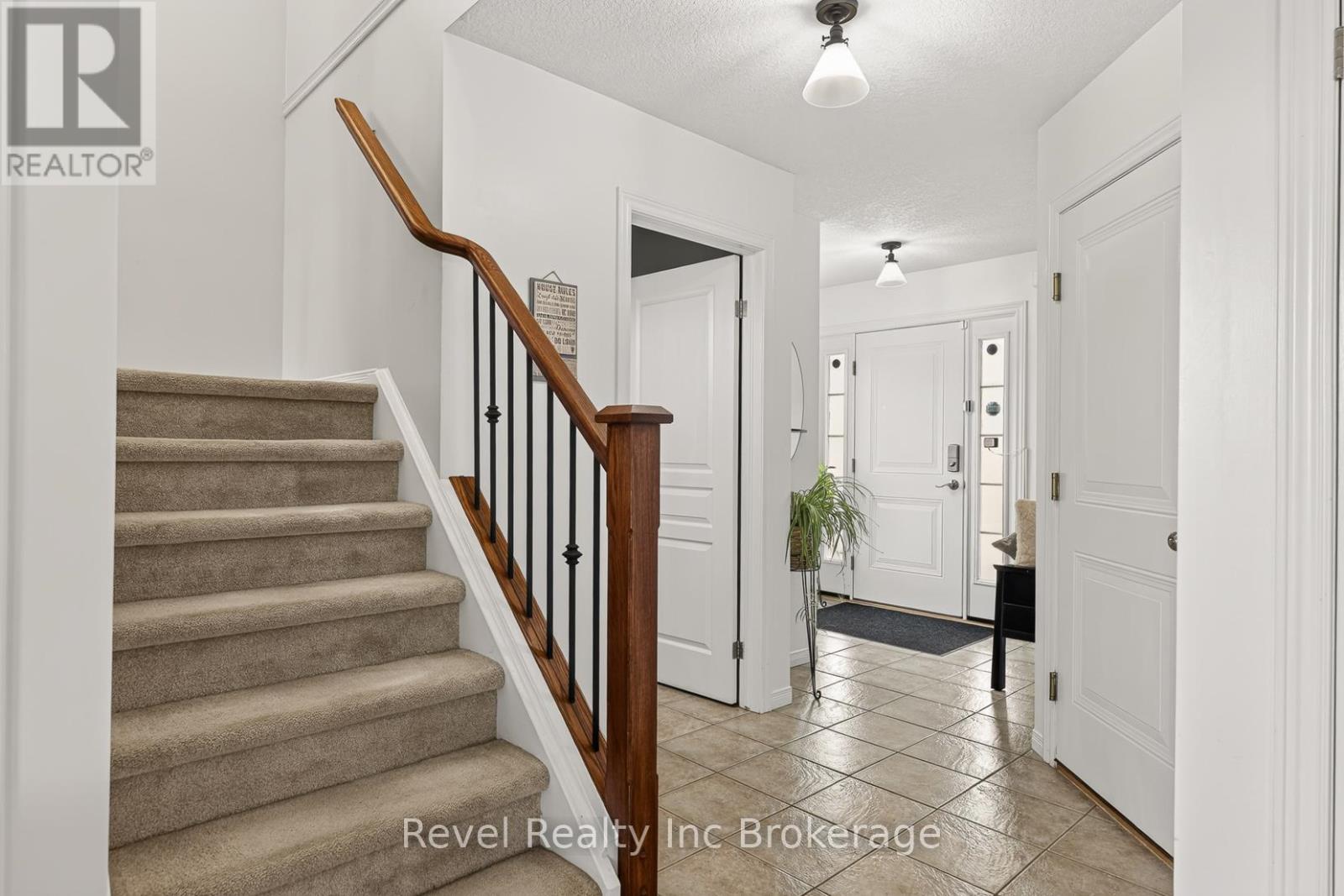 762 FRONTENAC CRESCENT - 7
