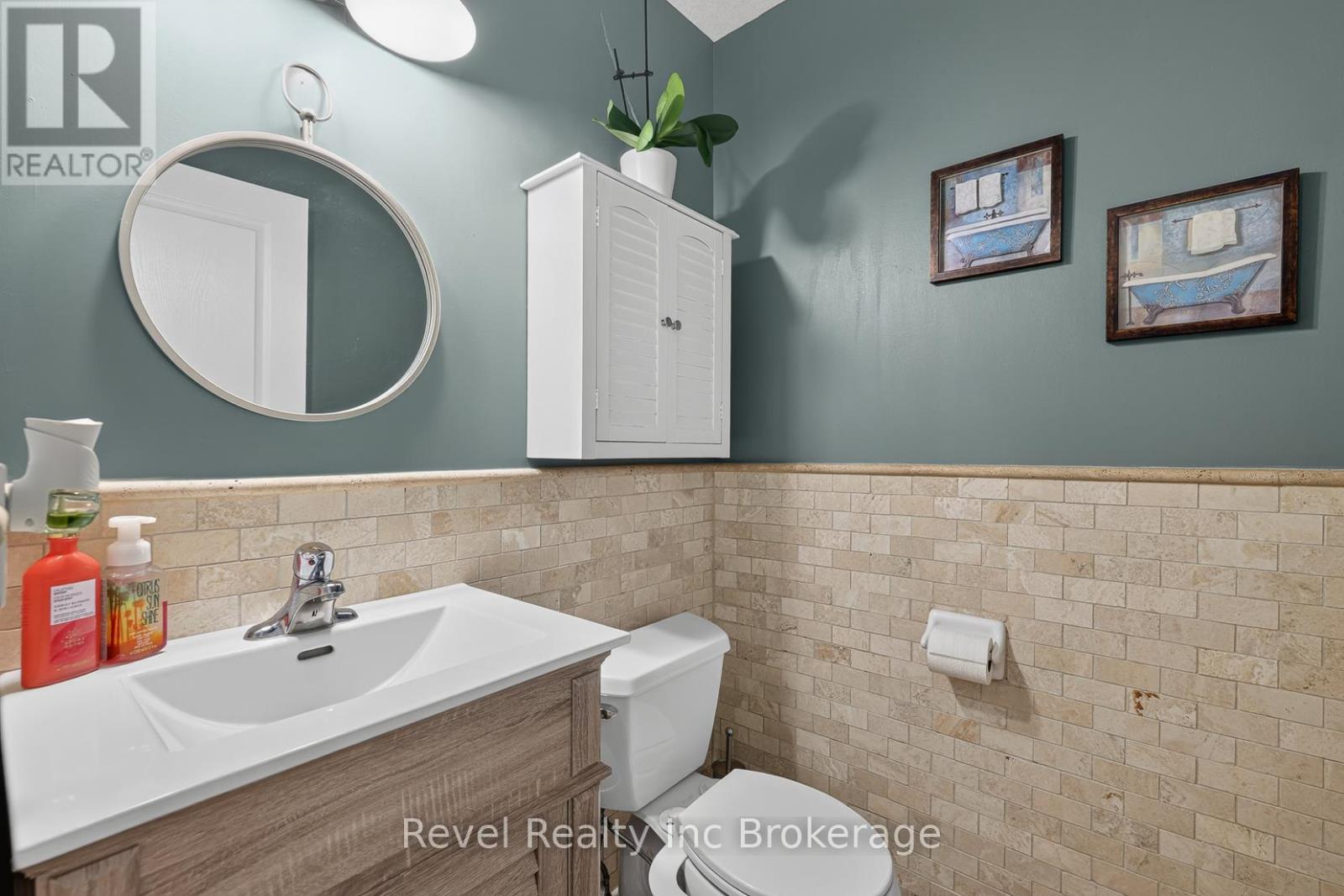 762 FRONTENAC CRESCENT - 8
