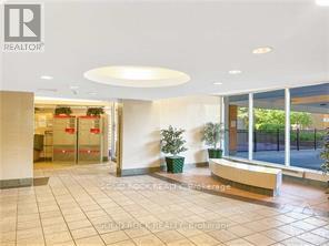#304 2000 JASMINE CRESCENT - 25