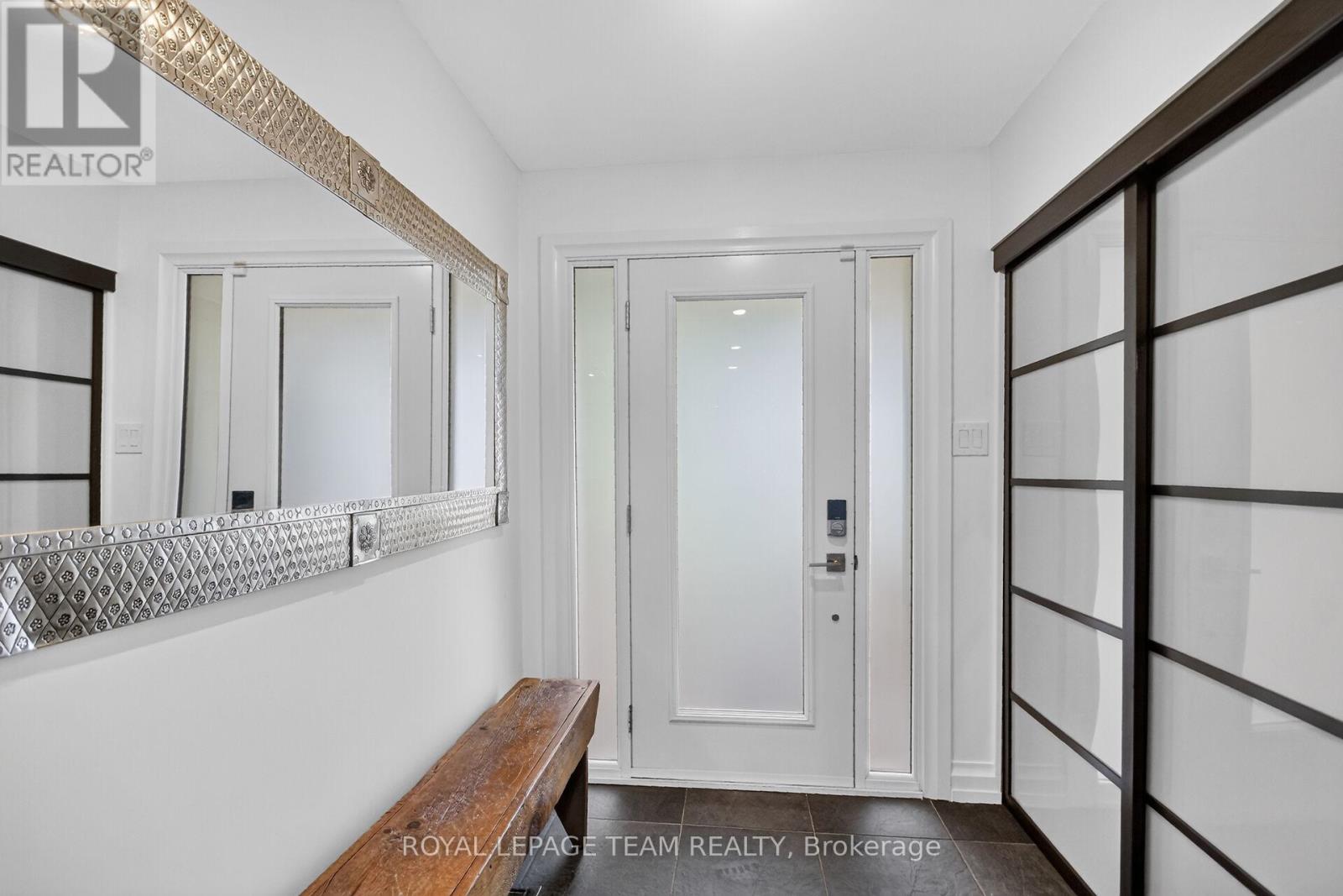 22 LYNHURST AVENUE - 7