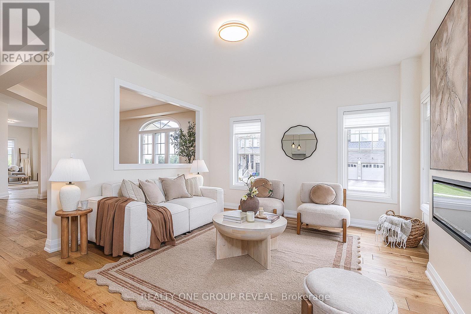 1 NORTH GARDEN BOULEVARD - 10