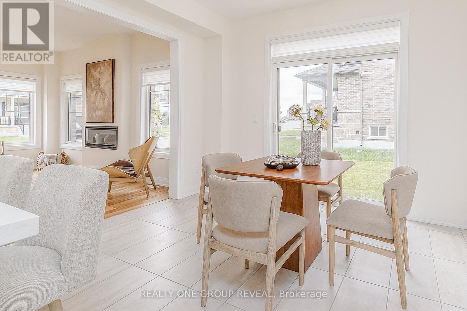 1 NORTH GARDEN BOULEVARD - 19