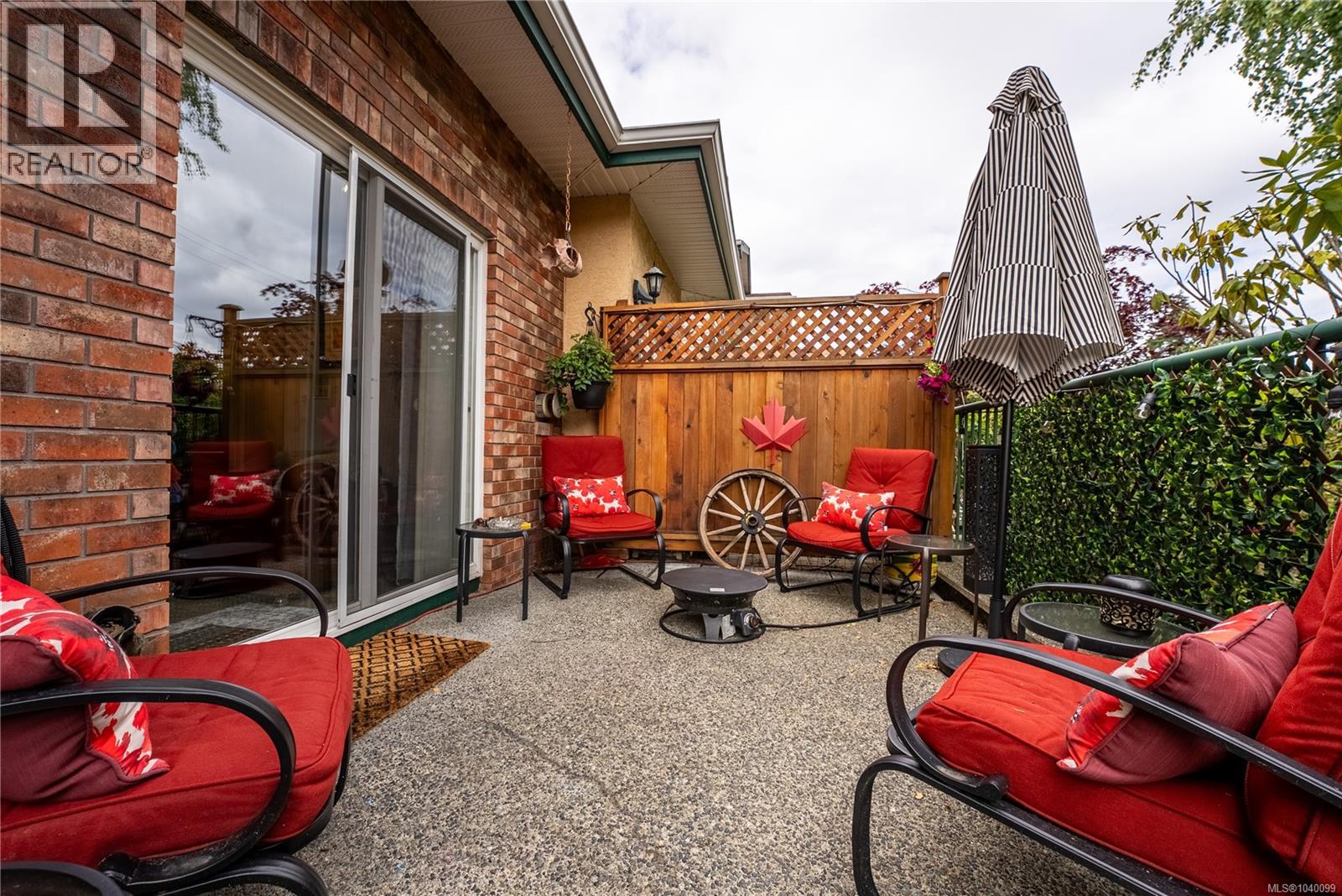 10 2235 Harbour Road, Sidney