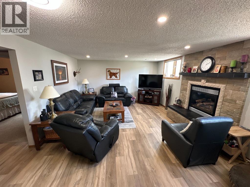 7129 99A Street S - 19