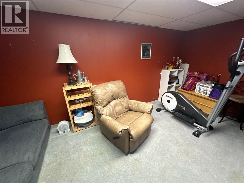 7129 99A Street S - 28