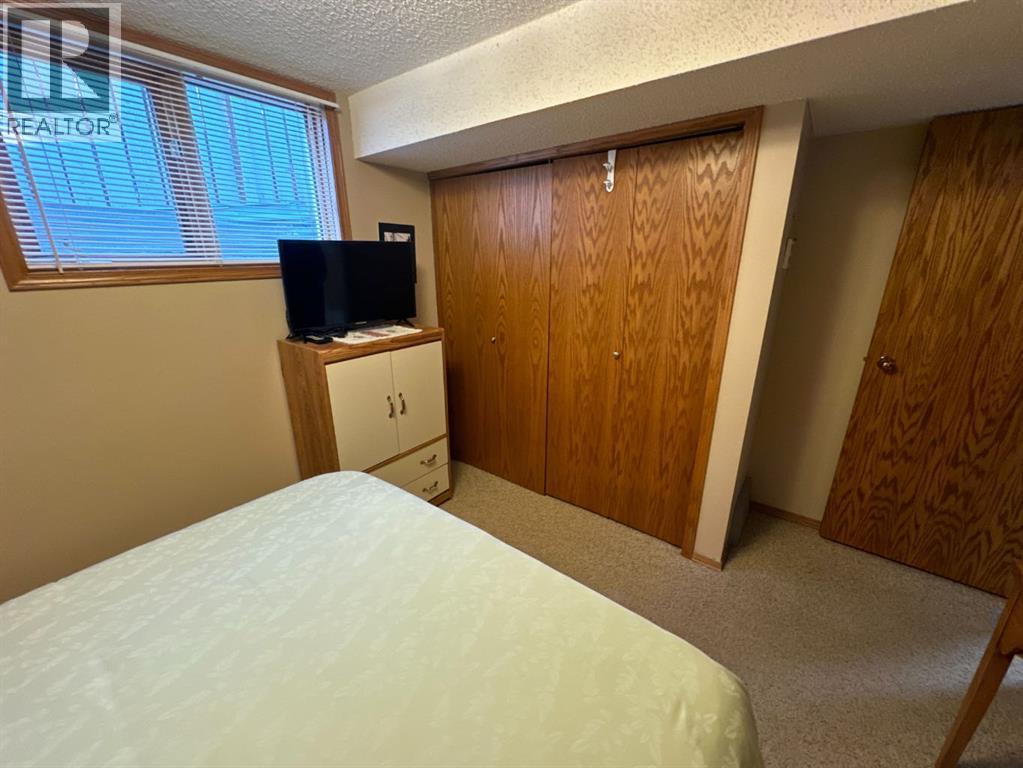 7129 99A Street S - 23