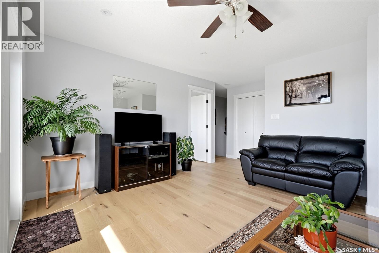 408 Hillside DRIVE — photo 29