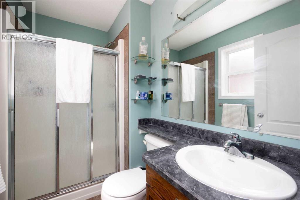 299 Pacific Crescent, Fort McMurray